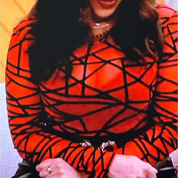 SWEATYROCK Sheer Nude Black Geometric Long Sleeves XL Top BNWT - Picture 4 of 4